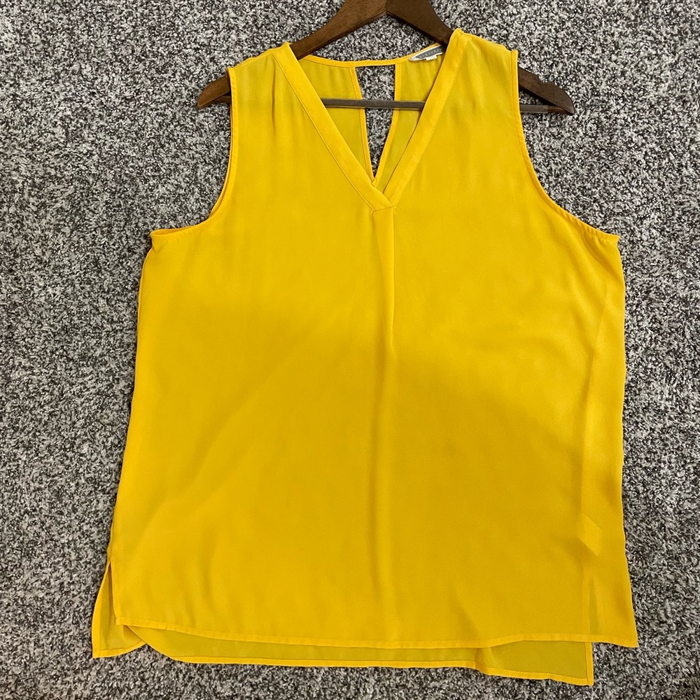Pleione Dressy Tank - Size XL